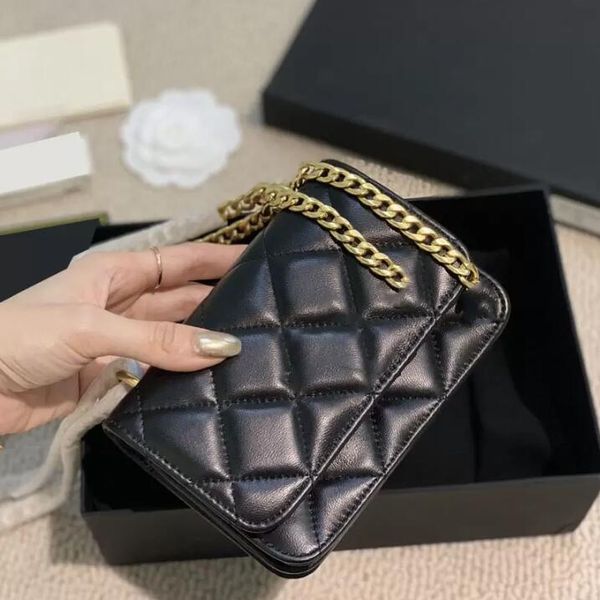 sw 2022ssw classic mini flap lambskin enamel buckle bags gold chain crossbody purse card holder multi pochette outdoor sacoche luxury design
sw 2022ssw classic mini flap lambskin enamel buckle bags gold chain crossbody purse card holder multi pochette outdoor sacoche luxury design