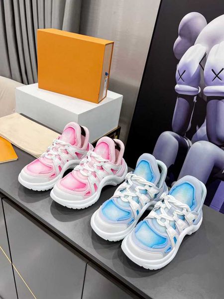 2022 famous brand paris women's fashion print shoes designer new height increasing sneakers breathable mesh sport running shoes wholesa
2022 famous brand paris women's fashion print shoes designer new height increasing sneakers breathable mesh sport running shoes wholesa
