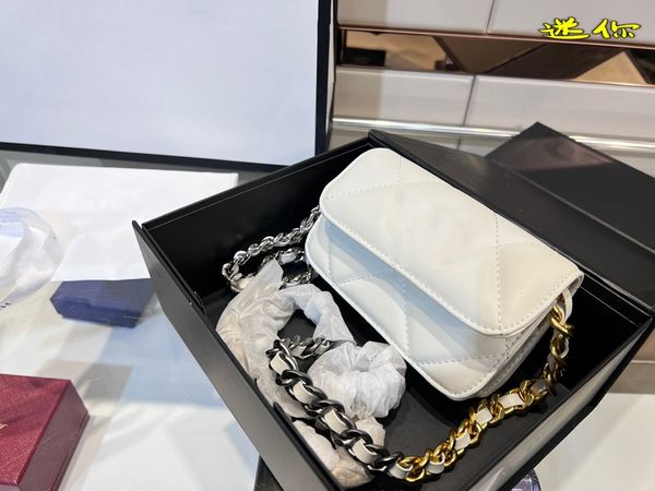 wholesale 19 woc mini bag two-color chain totes with original hardware purses channel cross body bags designer's change wallet woman lu
wholesale 19 woc mini bag two-color chain totes with original hardware purses channel cross body bags designer's change wallet woman lu