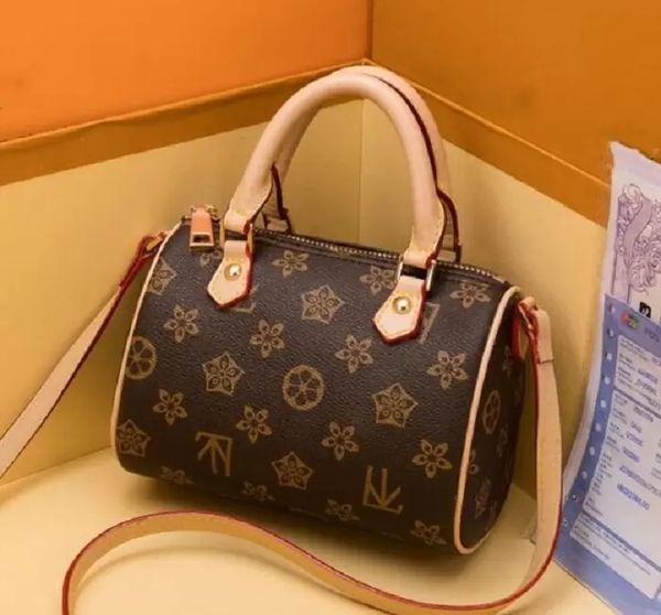 designers shoulder bags lady single chain speedy 30 25 with key lock women handbag classic boston travel m41112 louise purse vutton crossbod
designers shoulder bags lady single chain speedy 30 25 with key lock women handbag classic boston travel m41112 louise purse vutton crossbod