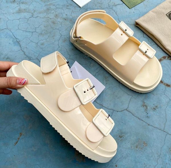 sandals slipper jelly two g women rhyton flip flops dust flural blossoming print slide summer wide flat channel chaussures de designer tory, Black;red
sandals slipper jelly two g women rhyton flip flops dust flural blossoming print slide summer wide flat channel chaussures de designer tory, Black;red