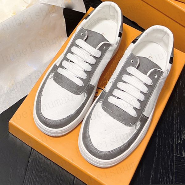 womenwhite lace-up running shoes classic round toe print sneakers casual breathable flat shoes wamen retro colorblock sandals
womenwhite lace-up running shoes classic round toe print sneakers casual breathable flat shoes wamen retro colorblock sandals