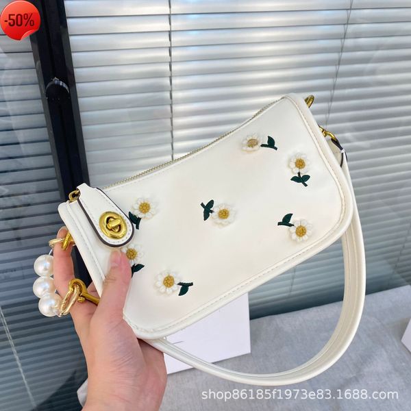 luxury designer bags luxury designerc home 2022 new underarm fashion handbag flower simple single shoulder diagonal bag
luxury designer bags luxury designerc home 2022 new underarm fashion handbag flower simple single shoulder diagonal bag
