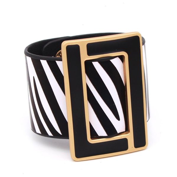 fashion brindle wide leather bracelet strand for women black white geometric metal wrap charm jewelry femme
fashion brindle wide leather bracelet strand for women black white geometric metal wrap charm jewelry femme