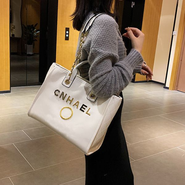 women's luxury brand handbags beach bags designers ch metal letter badge tote evening bag small mini body leather handbag large female
women's luxury brand handbags beach bags designers ch metal letter badge tote evening bag small mini body leather handbag large female