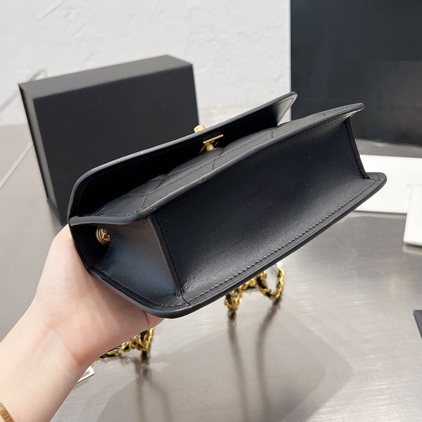fashion bag shoulder bags handbag designer chain bag clutch flap wallet check thread purse double letters solid hasp waist square stripes
fashion bag shoulder bags handbag designer chain bag clutch flap wallet check thread purse double letters solid hasp waist square stripes