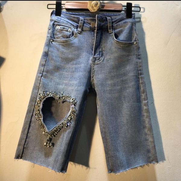 high waist denim shorts women 2022 summer fashion streetwear hollow out sweet heart diamonds knee length shorts jeans feminino w233, White;black
high waist denim shorts women 2022 summer fashion streetwear hollow out sweet heart diamonds knee length shorts jeans feminino w233, White;black