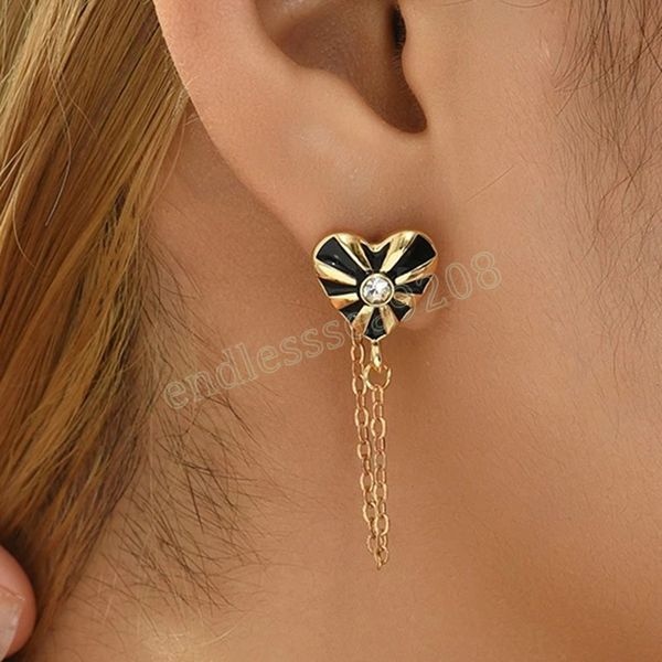 trendy geometric love heart black stud earrings for women fashion cz crystal gold link chain tassel earrings jewelry gift, Golden;silver
trendy geometric love heart black stud earrings for women fashion cz crystal gold link chain tassel earrings jewelry gift, Golden;silver