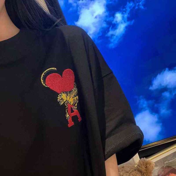 designerstraight through fashion graded carton 300g year of the tiger limited love embroidery short sleeve t-shirt couple, White
designerstraight through fashion graded carton 300g year of the tiger limited love embroidery short sleeve t-shirt couple, White