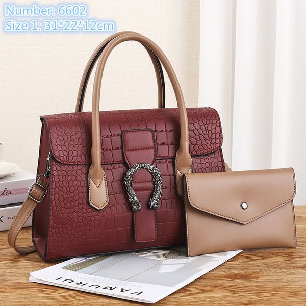 wholesale ladies leathers shoulder bags small fresh color matching leather handbag large embossed retro pillow bag this year's popular
wholesale ladies leathers shoulder bags small fresh color matching leather handbag large embossed retro pillow bag this year's popular