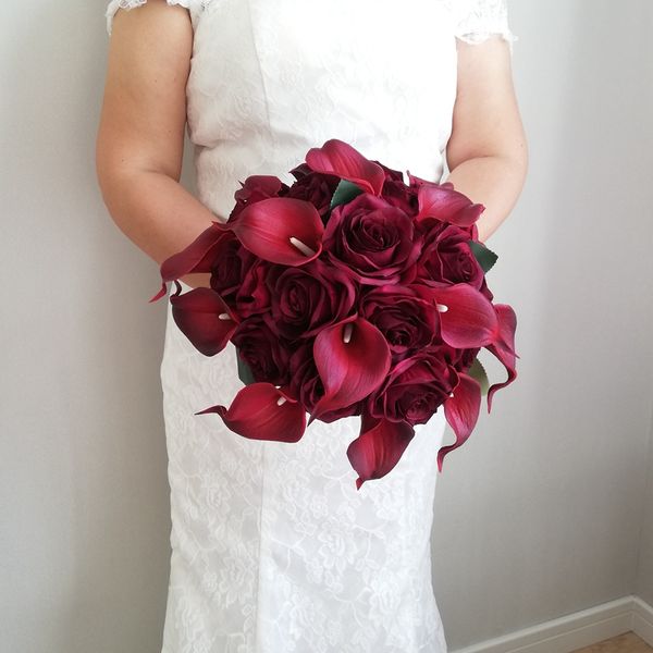 burgundy wedding flowers 12inch deep red rose with calla bridal bouquet wedding decoration
burgundy wedding flowers 12inch deep red rose with calla bridal bouquet wedding decoration