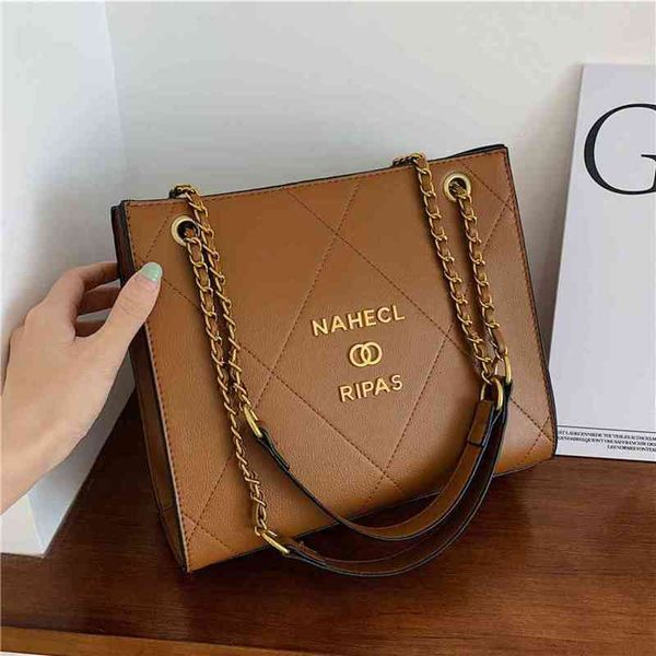 luxury designer handbag women high-capacity shoulder tote bag straps casual crossbody ladies leather underarm bags wholesale
luxury designer handbag women high-capacity shoulder tote bag straps casual crossbody ladies leather underarm bags wholesale