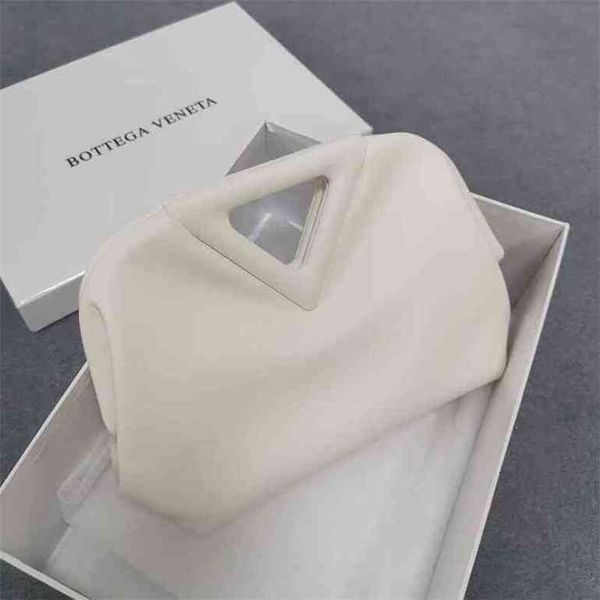designer fashion bags bottegas's candy venetas'ss color inverted triangle cloud soft skin fold small one shoulder cross carry dump
designer fashion bags bottegas's candy venetas'ss color inverted triangle cloud soft skin fold small one shoulder cross carry dump