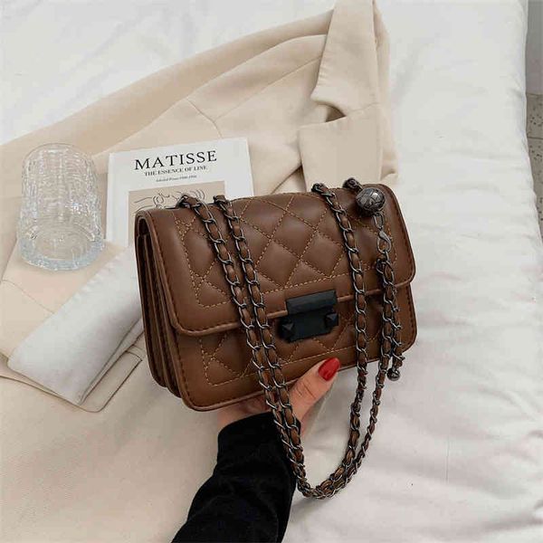 lingge small square bag female 2022 autumn new fashion single shoulder underarm solid color msenger
lingge small square bag female 2022 autumn new fashion single shoulder underarm solid color msenger
