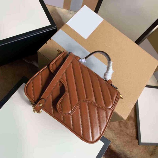 7a+fashion new series 583571the sudden ability fashion inherent fetter microfiber lining it looks like suede fashion atmosphere genuine
7a+fashion new series 583571the sudden ability fashion inherent fetter microfiber lining it looks like suede fashion atmosphere genuine