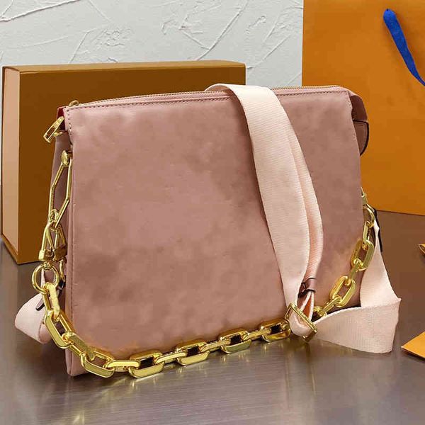 quality crossbody bag women letter prints handbag gold chain shoulder bags fashion zipper briefcase wide starp quilted compartmen
quality crossbody bag women letter prints handbag gold chain shoulder bags fashion zipper briefcase wide starp quilted compartmen