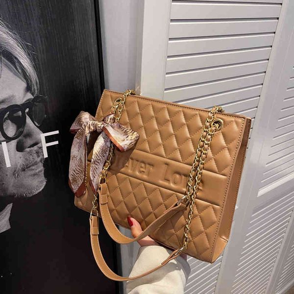 popular chain women's 2022 new high shoulder fashion women fashion trend dinner bag factory outlet
popular chain women's 2022 new high shoulder fashion women fashion trend dinner bag factory outlet
