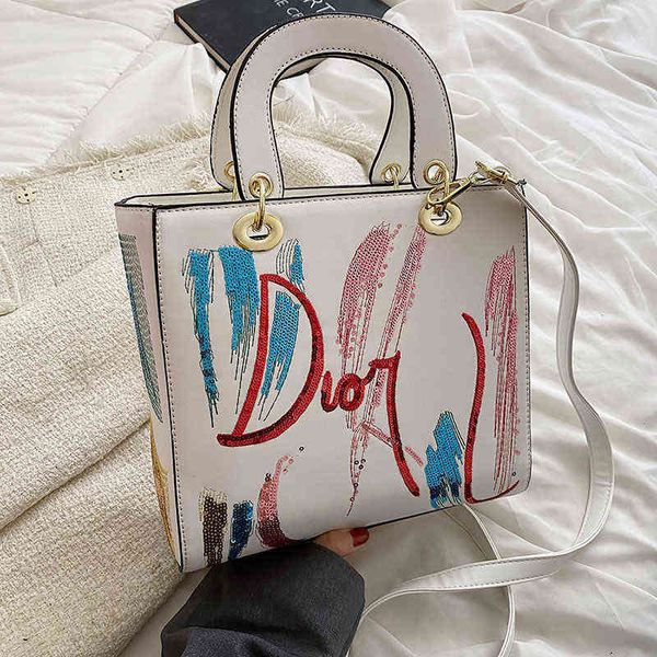 bags outer single women's bag single shoulder messenger princess of wales big embroidery small book pop 2022 new pu portable
bags outer single women's bag single shoulder messenger princess of wales big embroidery small book pop 2022 new pu portable