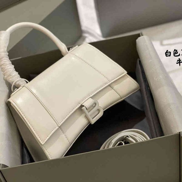 luxury b bags designer fashion balencaigass'ss paris 2022 women's purse family hourglassb bright face small crowd net red messenge
luxury b bags designer fashion balencaigass'ss paris 2022 women's purse family hourglassb bright face small crowd net red messenge