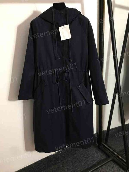 womens designer trench coats bee embroidered lined logo print long-sleeve hooded trench coat luxury autumn fashion brand long jackets, Tan;black
womens designer trench coats bee embroidered lined logo print long-sleeve hooded trench coat luxury autumn fashion brand long jackets, Tan;black