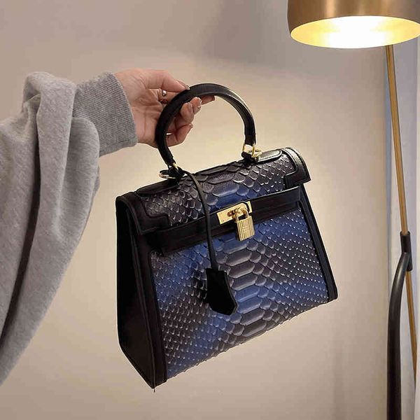 original edition designer classic hremm bags 2023 new women's bag single shoulder messenger portable platinum kelys's snake patter 
original edition designer classic hremm bags 2023 new women's bag single shoulder messenger portable platinum kelys's snake patter