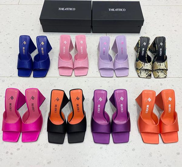 2022 sandals designer women slippers slides crystal clear heels fashion outdoor beach buckle summer womens slipper 35-42 with box, Black
2022 sandals designer women slippers slides crystal clear heels fashion outdoor beach buckle summer womens slipper 35-42 with box, Black