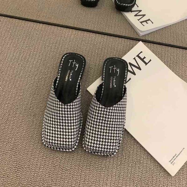 sandals women shoes korean version half baotou low heel beach slippers zebra pat, Black
sandals women shoes korean version half baotou low heel beach slippers zebra pat, Black