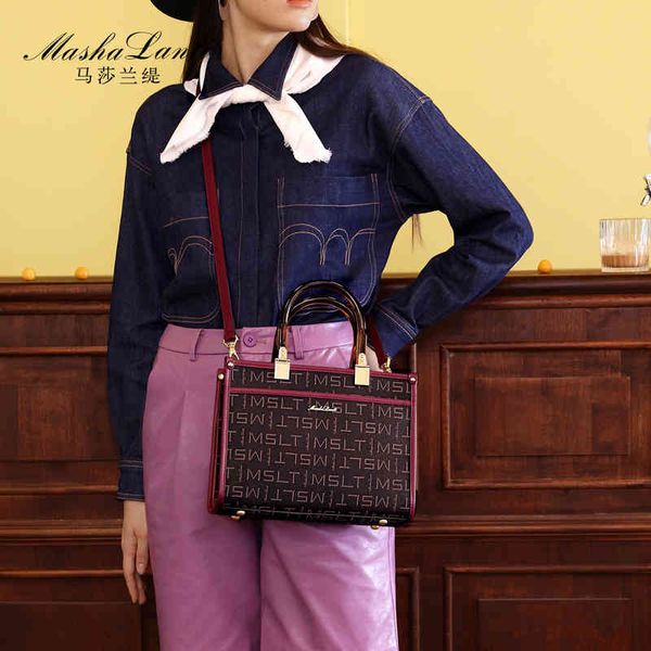 ladies fashion personality trend new brand bag wholesale handbag versatile large capacity commuter
ladies fashion personality trend new brand bag wholesale handbag versatile large capacity commuter