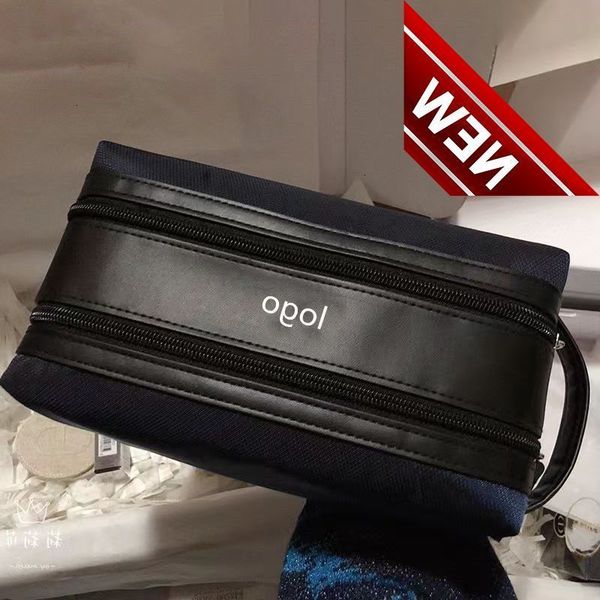 2022 new d family large capacity double zipper washing ins black net red cosmetic bag portable
2022 new d family large capacity double zipper washing ins black net red cosmetic bag portable