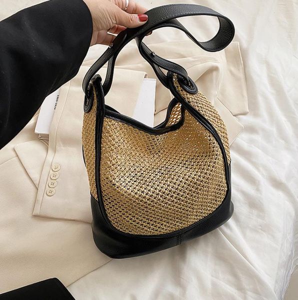 straw bag women hand-woven bucket handbag leather shoulder bags totes lager capacity bag
straw bag women hand-woven bucket handbag leather shoulder bags totes lager capacity bag