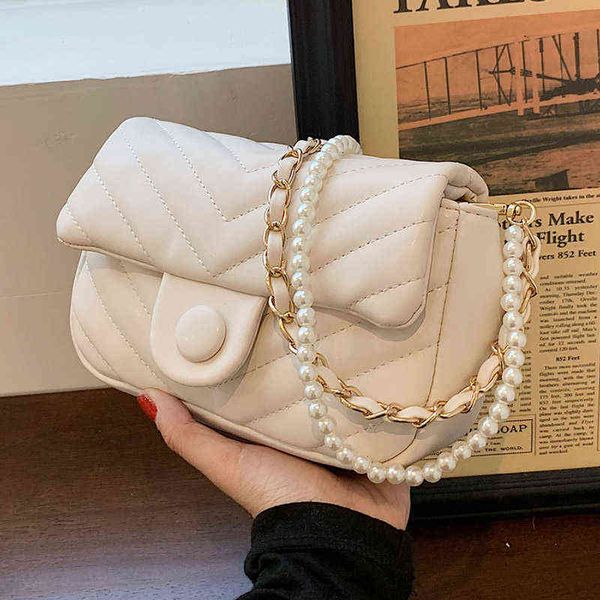 pearl chain pu leather crossbody bags for women 2021 summer branded shoulder handbags and purses ladies luxury yellow hand bag g220421
pearl chain pu leather crossbody bags for women 2021 summer branded shoulder handbags and purses ladies luxury yellow hand bag g220421