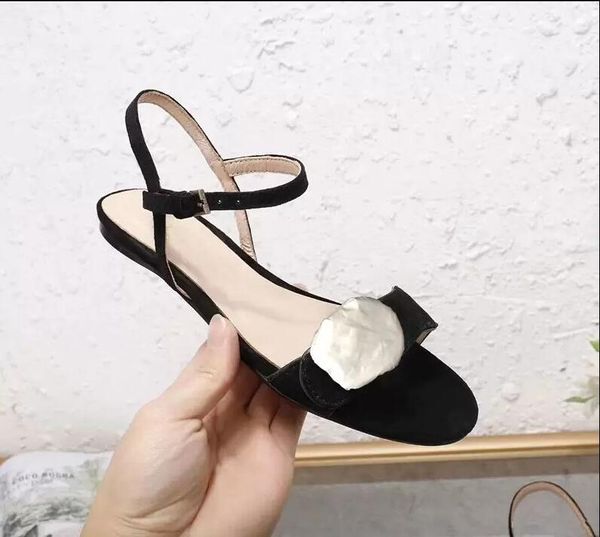 fashion c lady sandals buckle metal buckle leather heel bottom beach slippers designers womens low flat shoes, Black
fashion c lady sandals buckle metal buckle leather heel bottom beach slippers designers womens low flat shoes, Black