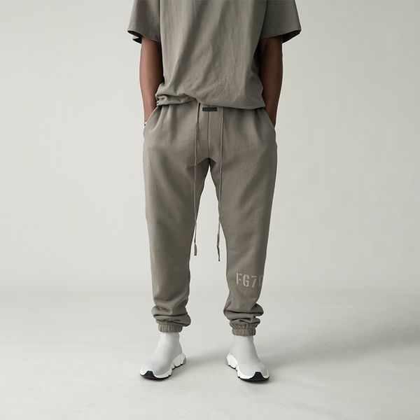 2022 flocking letter pants men women hip hop streetwear sweatpant thick long pants, Black
2022 flocking letter pants men women hip hop streetwear sweatpant thick long pants, Black