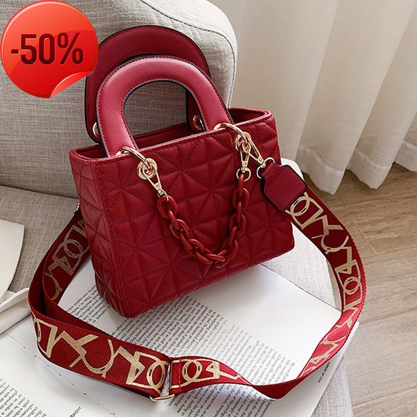 the factory directly new women's 2022 net red same diana bag fashion foreign style portable small texture msenger bag
the factory directly new women's 2022 net red same diana bag fashion foreign style portable small texture msenger bag