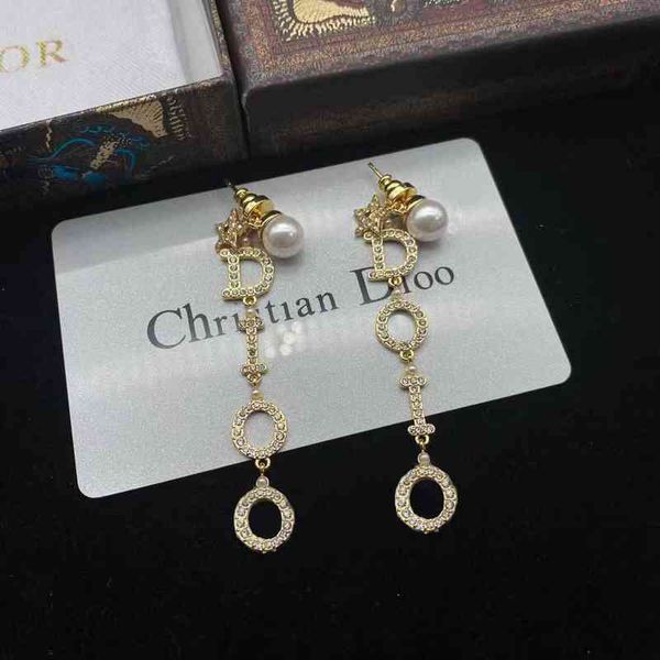 factory outlet new inlaid rhinestone tassel letter earrings female brass material old, Golden
factory outlet new inlaid rhinestone tassel letter earrings female brass material old, Golden
