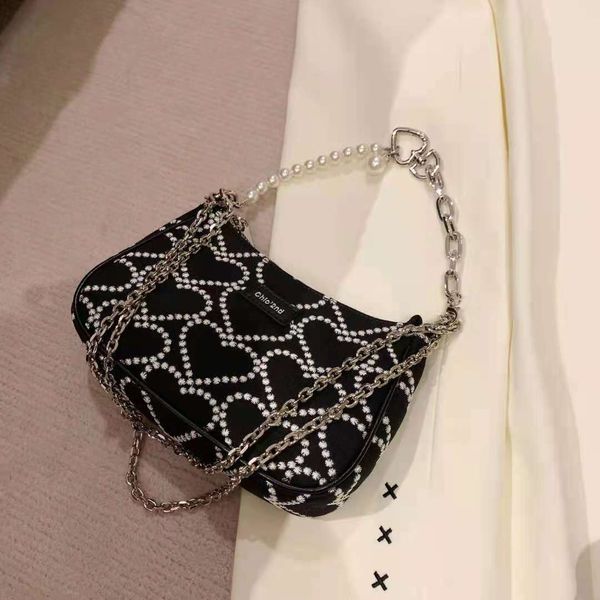 pearl portable underarm bag 2022 women's summer all-match chain shoulder messenger bag
pearl portable underarm bag 2022 women's summer all-match chain shoulder messenger bag