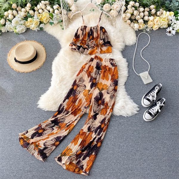 bohemian floral two piece set women slash neck spaghetti strap short + high waist wide leg pants pleated 2pcs suit 220509, White
bohemian floral two piece set women slash neck spaghetti strap short + high waist wide leg pants pleated 2pcs suit 220509, White