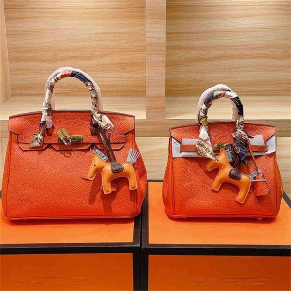 designer hernnes handbags women bag full cowhide leather fashion tote bag goddess high quaty crosssbody back silk scarf yys
designer hernnes handbags women bag full cowhide leather fashion tote bag goddess high quaty crosssbody back silk scarf yys