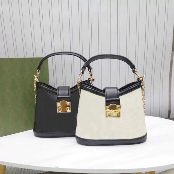 2022 fashion bucket bag luxury designer large capacity metal chain urban advanced sense multifunctional handbag
2022 fashion bucket bag luxury designer large capacity metal chain urban advanced sense multifunctional handbag