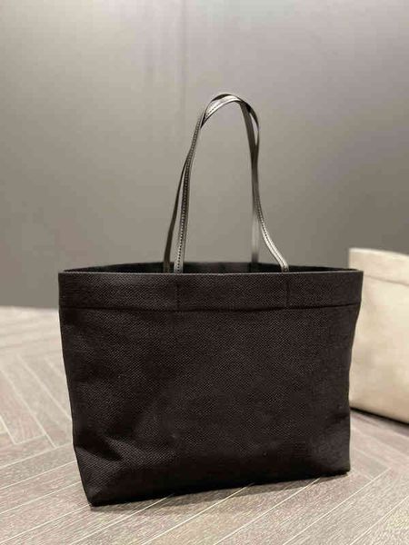 women luxurys designers large capacity female beach canvas shopping bags luxury classic fashion linen tote qualitys handbags 220621 zhouzhou
women luxurys designers large capacity female beach canvas shopping bags luxury classic fashion linen tote qualitys handbags 220621 zhouzhou