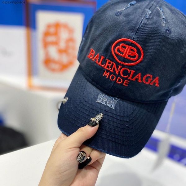 designer ball caps balencaigass letter popular double b embroidery paris home made old hole baseball washing cowboy couple duck tongue stree, Blue;gray
designer ball caps balencaigass letter popular double b embroidery paris home made old hole baseball washing cowboy couple duck tongue stree, Blue;gray