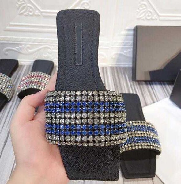 2022 luxury designer anya crystal soft slippers square toe high-quality simple and comfortable fashion women sandals, Black
2022 luxury designer anya crystal soft slippers square toe high-quality simple and comfortable fashion women sandals, Black