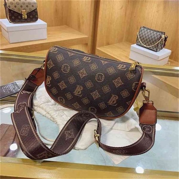 super low bag female autumn winter fashion foreign style one shoulder net red versatile boston flower bag purses outlet online
super low bag female autumn winter fashion foreign style one shoulder net red versatile boston flower bag purses outlet online