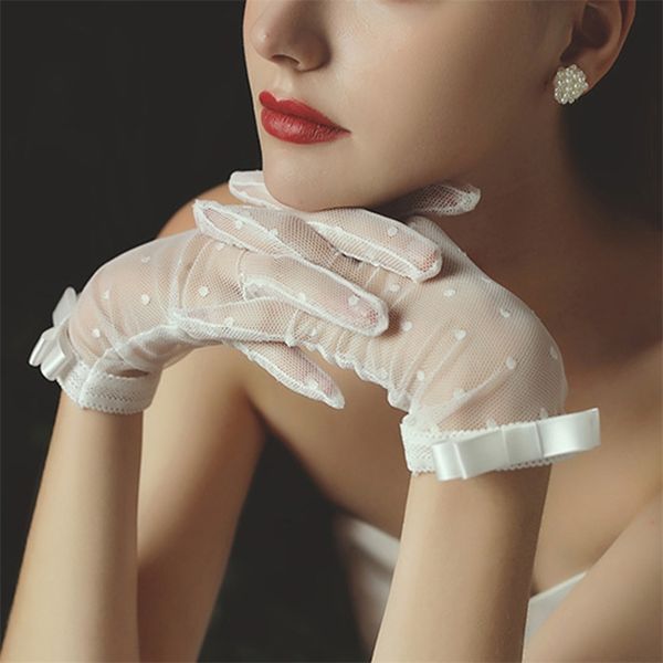 women lace full finger short tulle etiquette stretchy lotus leaf sheers black mittens wedding gloves 220726, Blue;gray
women lace full finger short tulle etiquette stretchy lotus leaf sheers black mittens wedding gloves 220726, Blue;gray