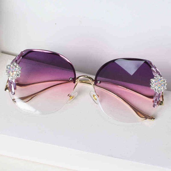 fashion rimless luxury sunglasses women brand designer bling sun glasses vintage shades, White;black
fashion rimless luxury sunglasses women brand designer bling sun glasses vintage shades, White;black