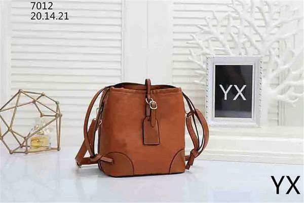 large capacity totes fashion femme leather designers shoulder bags woman handbag handle lady shopping bag luxury designer bag h0170
large capacity totes fashion femme leather designers shoulder bags woman handbag handle lady shopping bag luxury designer bag h0170