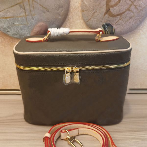nice nano cosmetic bag handbag purse crossbody bags old flower coated canvas leather trim
nice nano cosmetic bag handbag purse crossbody bags old flower coated canvas leather trim