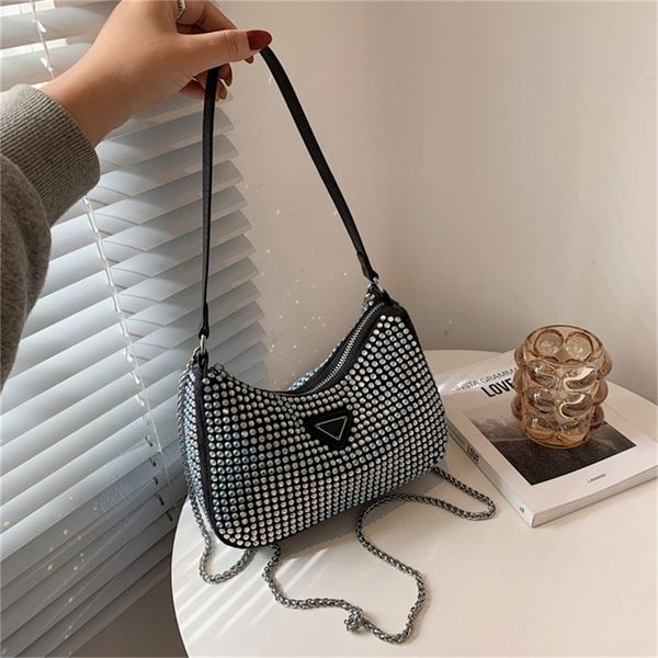 spring rhinestone glittering small square net red fashion foreign style portable single messenger 70% off wholesale sales 22
spring rhinestone glittering small square net red fashion foreign style portable single messenger 70% off wholesale sales 22