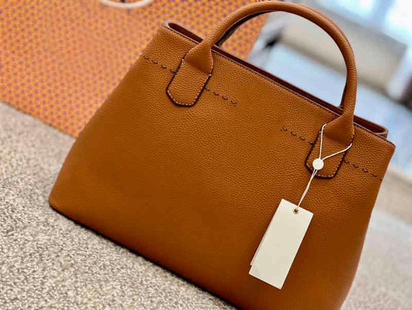 designer luxury women the tote bag fashion versatile handbags shoulder crossbody bags purse tories totes large capacity saddle wallets 7a z3
designer luxury women the tote bag fashion versatile handbags shoulder crossbody bags purse tories totes large capacity saddle wallets 7a z3