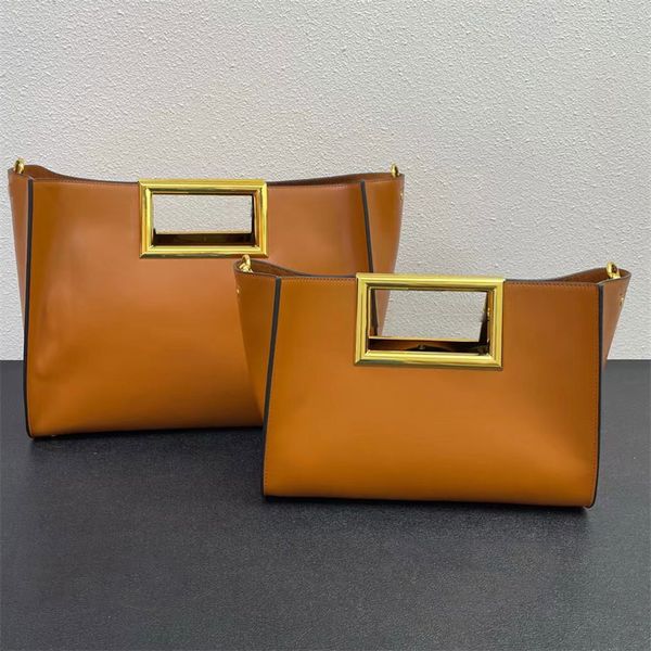 fashion way tote bags metal handle button designer handbag women smooth leather large capacity crossbody luxurys shoulder bag totes purses
fashion way tote bags metal handle button designer handbag women smooth leather large capacity crossbody luxurys shoulder bag totes purses